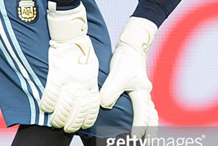 Sergio Romero Again Switches Boots Footy Headlines